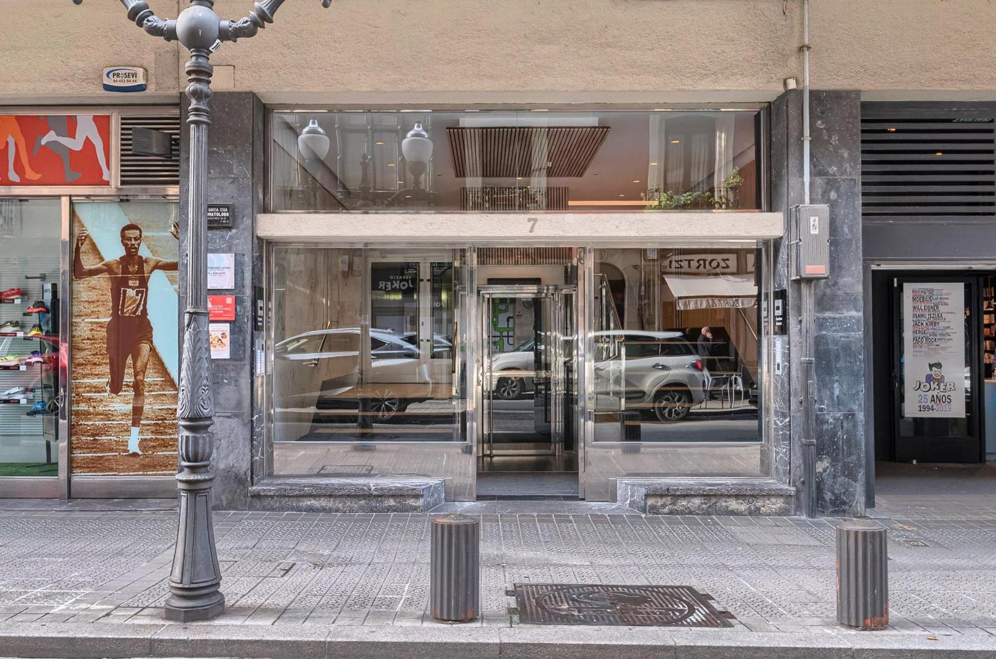 בילבאו Euskalduna, Vivienda Turistica Moderna Y Renovado מראה חיצוני תמונה